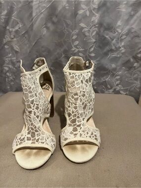 Fergie Cream Lace Peep-Toe Block Heel Sandals